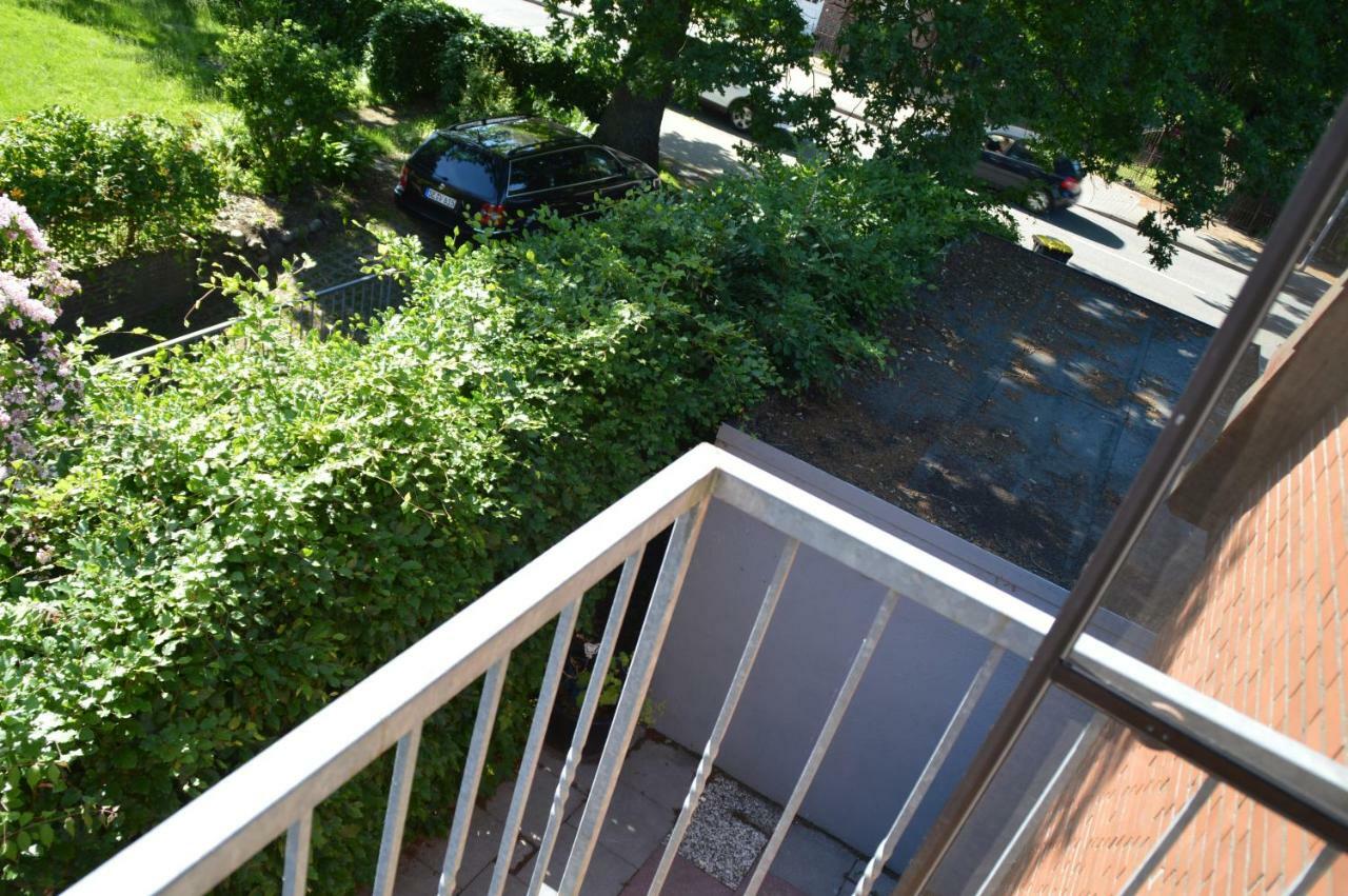Haus Amelie Apartment Norderstedt Exterior foto